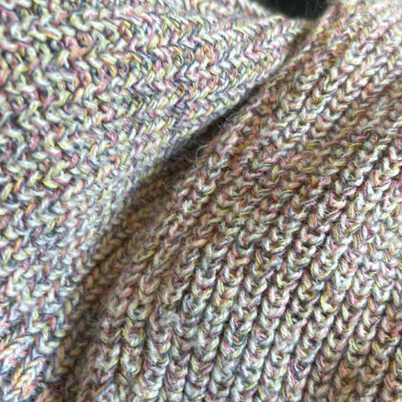 Girls Joe Fresh knit sweater size L (10-12) - Picture 2 of 3